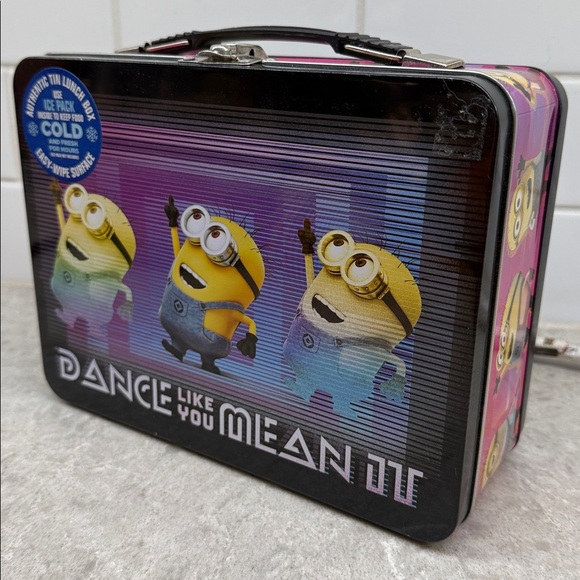 Minions Dance Lunchbox. Like New - Picture 1 of 7